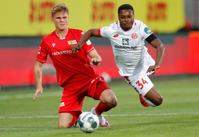 样明确而艰 样明确而艰