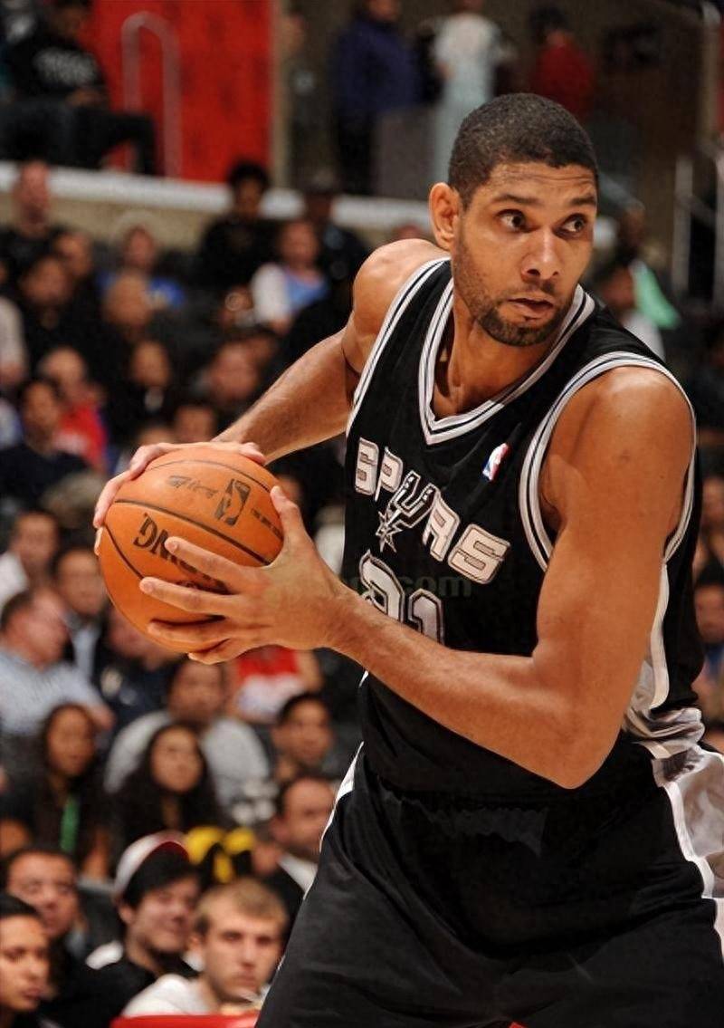 在主场比赛 在主场比赛